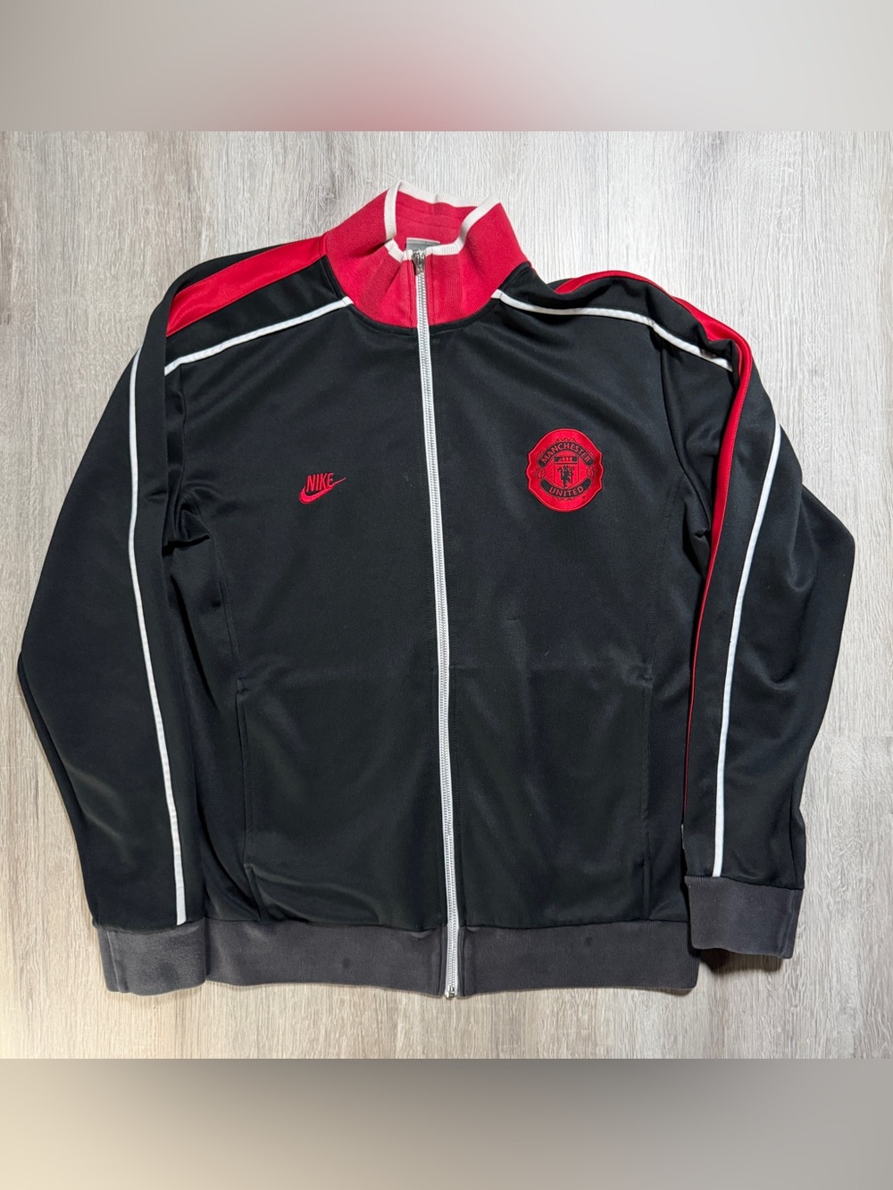 Vintage Y2K Nike Manchester United Black & Red Track Jacket